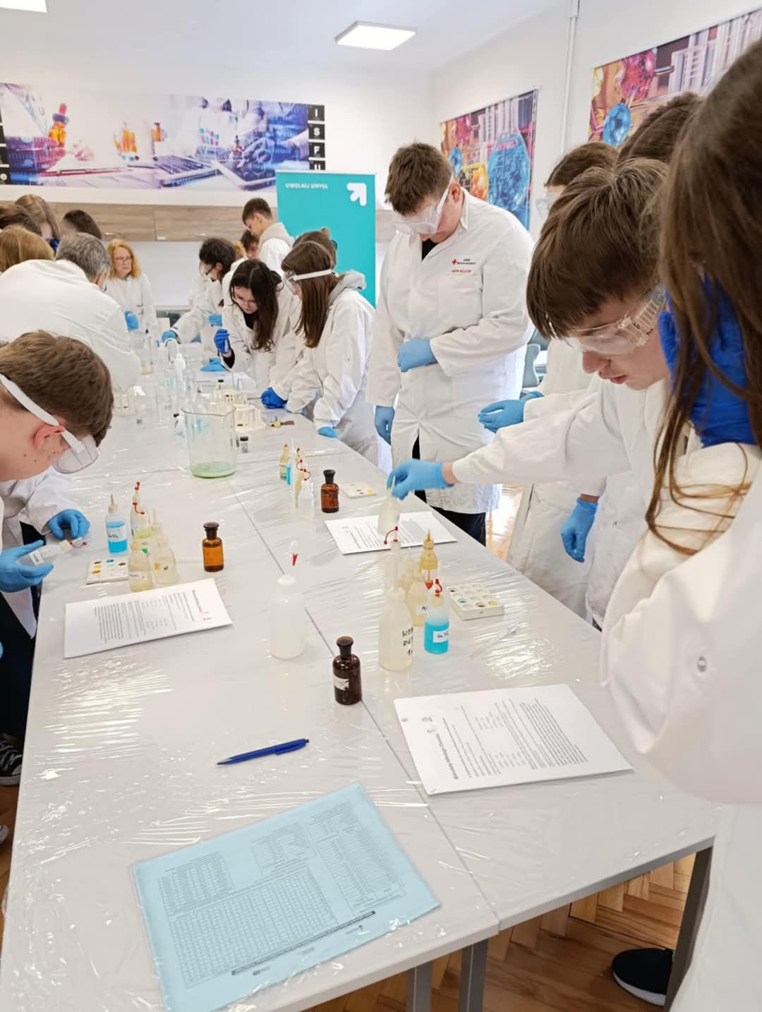 Warsztaty Młodego Chemika w II Liceum Ogólnokształcącym
