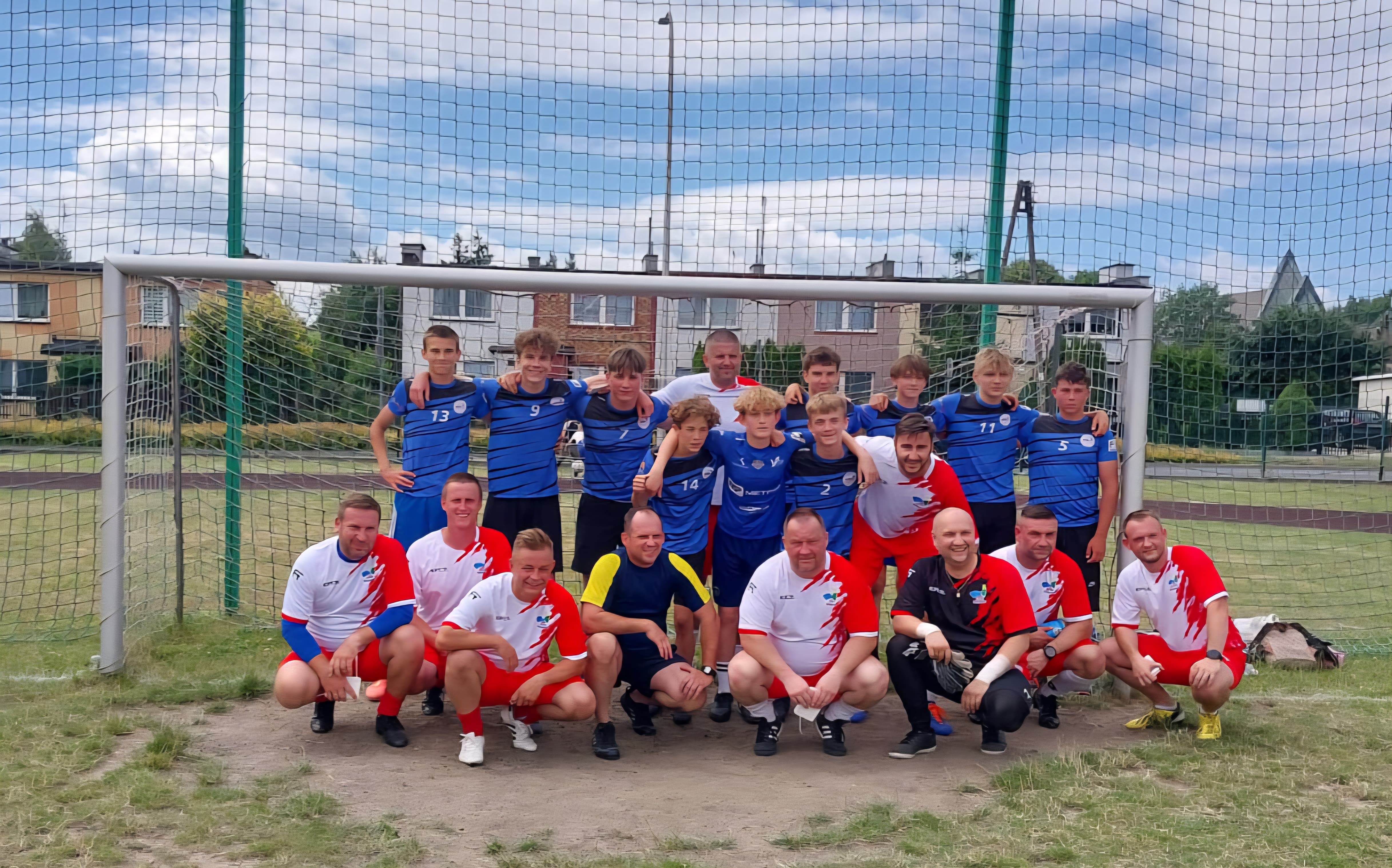 Sportowe emocje na boisku!