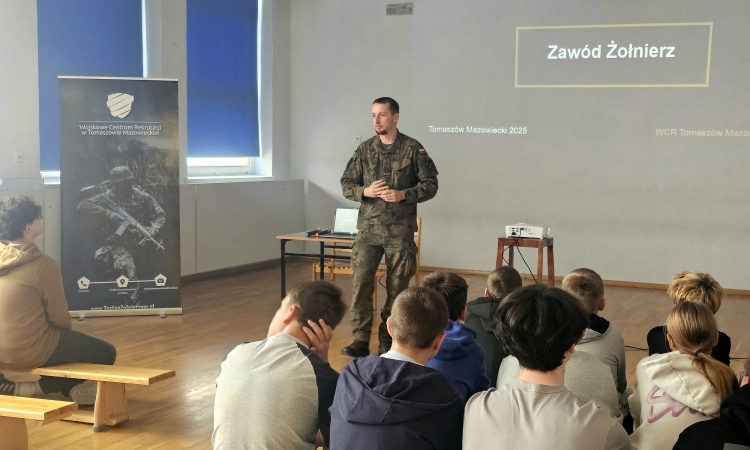 Spotkanie z przedstawicielem Wojskowego Centrum Rekrutacji w Tomaszowie  Mazowieckim