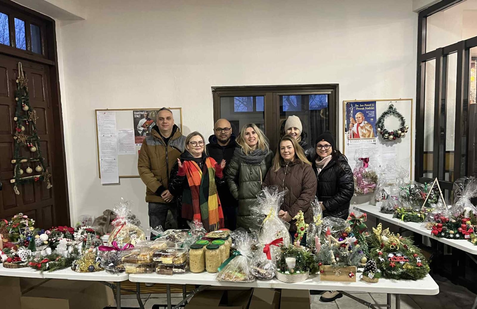 Serdecznie dziękujemy całej społeczności szkolnej PSP7 za przygotowanie Kiermaszu Bożonarodzeniowego