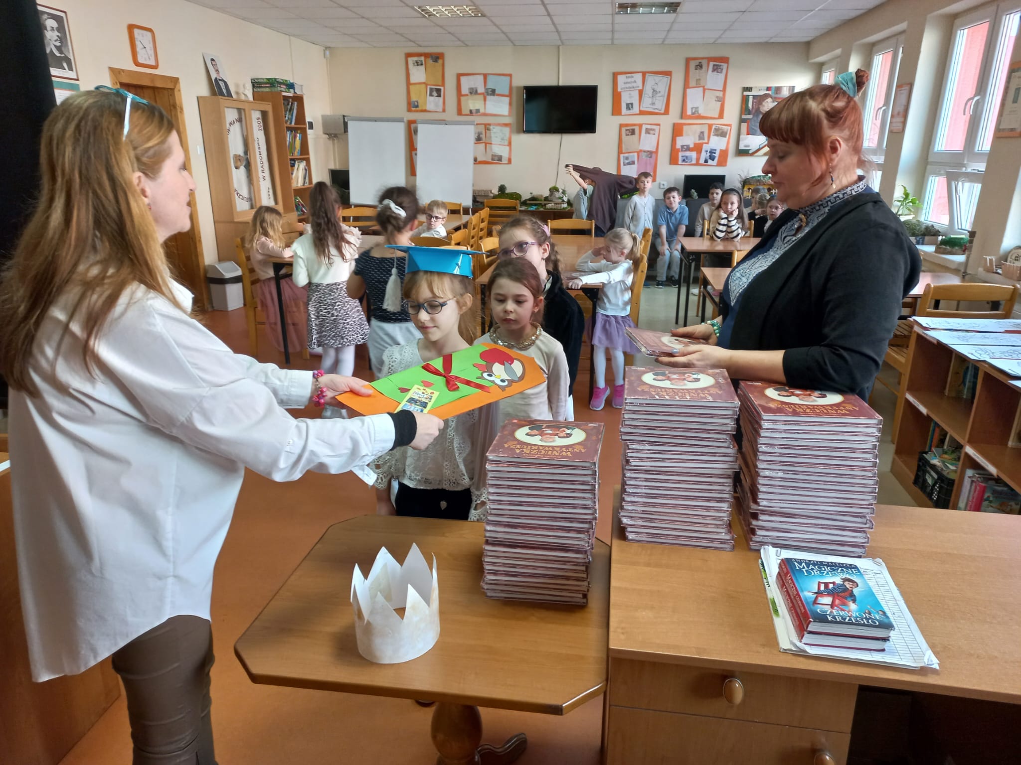 27 lutego 2026 r. w naszej bibliotece odbyło się uroczyste pasowanie na czytelnika