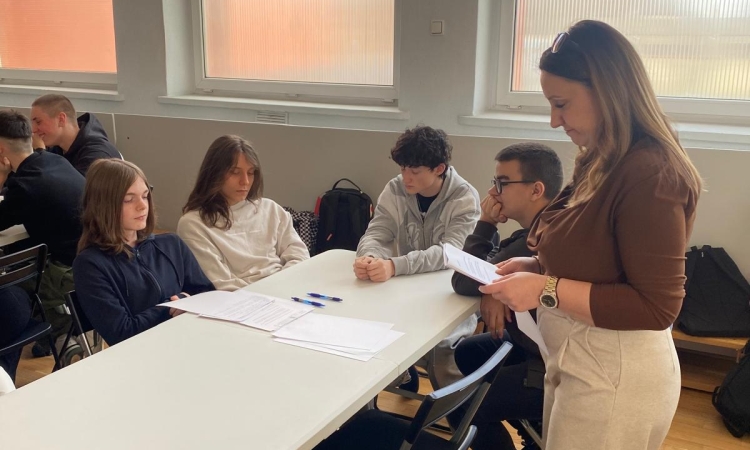 Lekcje na temat tego, jak prawo wpływa na codzienne życie każdego człowieka