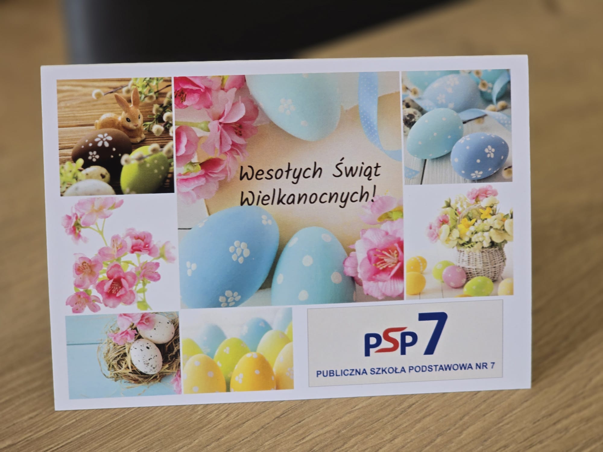 Z najlepszymi życzeniami dla emerytowanych Nauczycieli oraz Pracowników administracji i obsługi PSP nr 7 (2026)