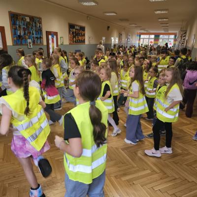 C1fb7971 904d 498b Bf74 3d668fc9442f