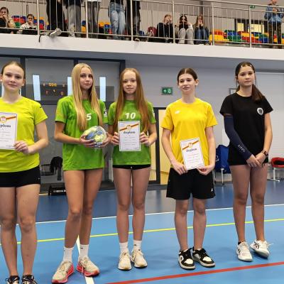 2c715d48 1f43 469a 82a8 Defe82a93654