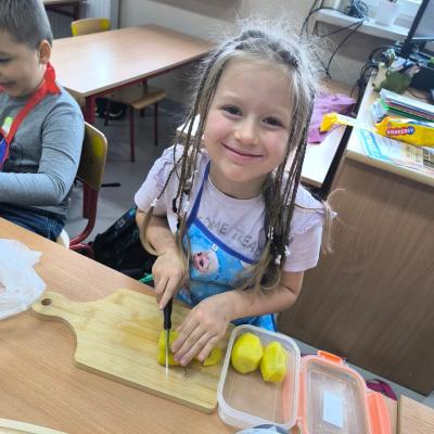 2728289e 174e 4142 8add F5406db59adc