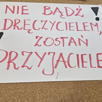 40fcbad9 1acf 4a30 8cf7 49f46b0a1fd8