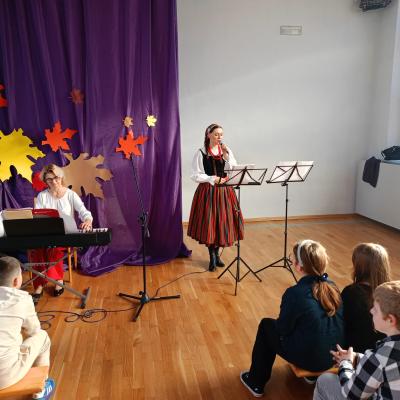 4192c42b B2b0 416e B204 196e16011bdd