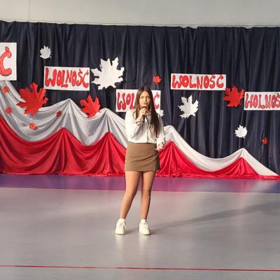 437f37d5 4540 4922 Ab6e Eda3b65cbca1