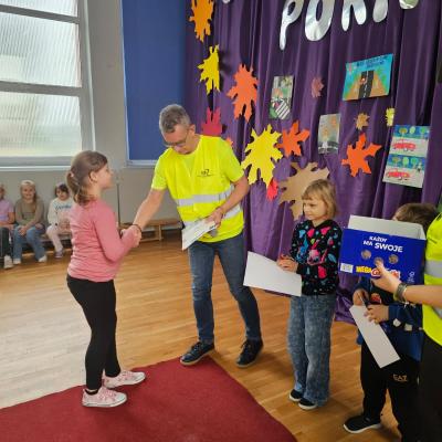 1095580a C111 4440 8d07 E9b3f3b2e958