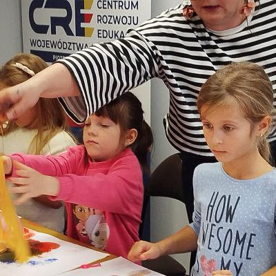 5d2274eb 8a73 4fbb 82f2 70b404cf675d