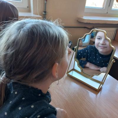 10a2311b 14ab 49de A682 3ed3f6dabc42