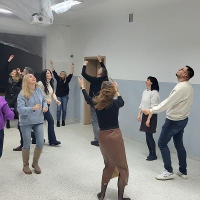 37231043 F4f3 4705 8d52 7aefede9a626