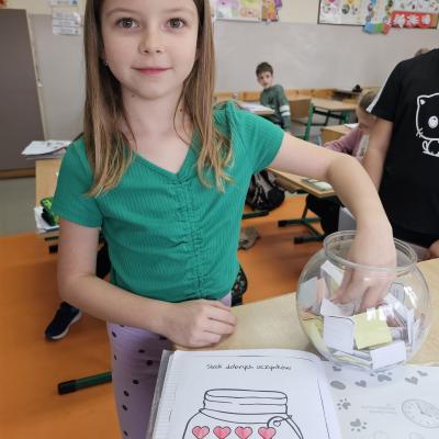 F9c34aab 25cf 43ae B19b Bb2a2212431e