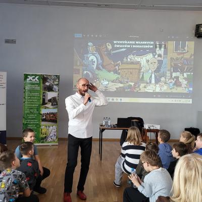 50916827 A86a 49d9 B4a5 Fe5cb525ba09