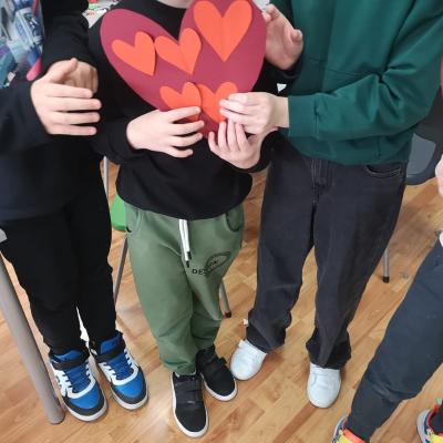 2f717956 5803 49e4 9902 250b3483103e