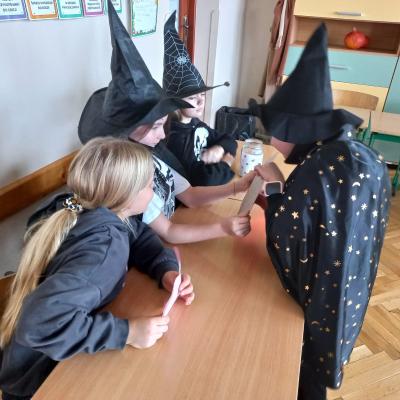 6733077f B4c4 41d1 B9da D7ab286118f5