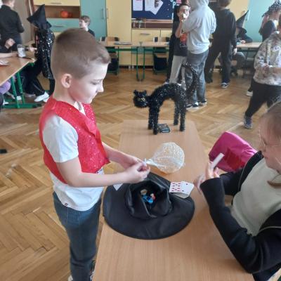 Bb09ab6b B5cb 48b2 B199 26b2055c3576