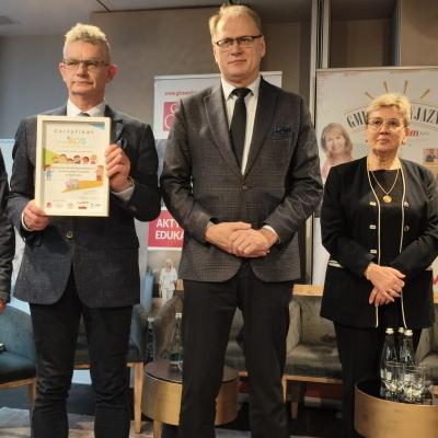 Aa269888 De6b 4697 Afb6 854867042d9e