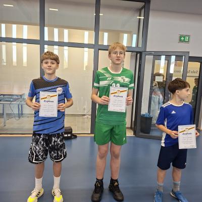 Ba1dd19a 104c 4e39 8290 6946f2dc8c60