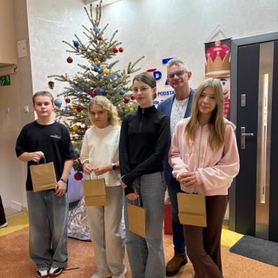 7ded9f10 438a 4ae4 A43b 8e7414f1c63b