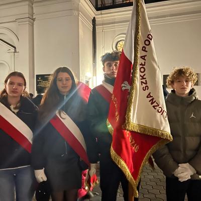 De486eff E907 40f2 B97f Bc4069dfaf25