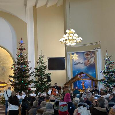 607d63ee Ec08 4340 Babe C3f4e310e230