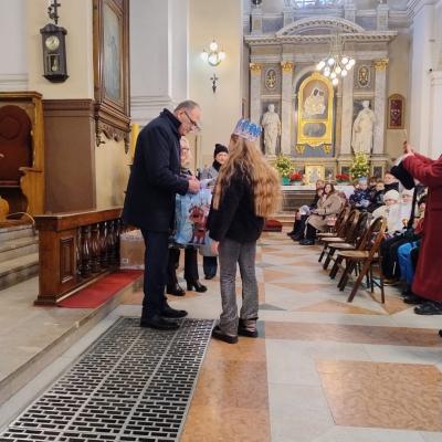 B6464354 Edb6 4893 8064 1a4248c46d5a