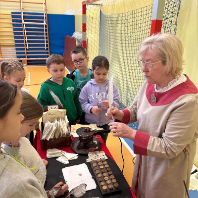 Eb2c7185 30dc 440c 9dae C9f01c2c3b03