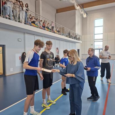 127bb90c 9704 4c58 B239 E424dd63e1ca