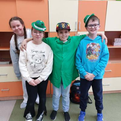 03d15613 Efa1 4c8b 8aa6 1c484f7b3969