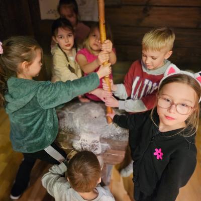 0c2e9f9e A83e 45e3 85e3 Af518ff2d817