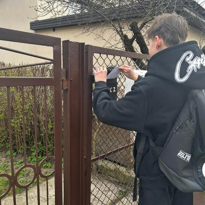 Efefc7bc Ec86 447d 8a98 6b833bac6348