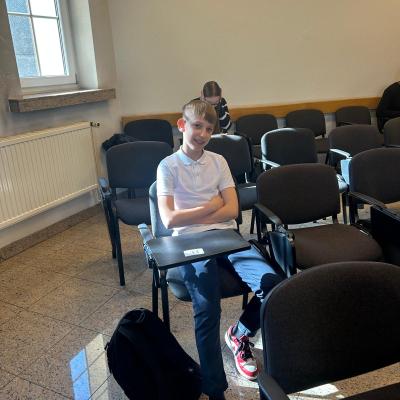 94536e49 3bc2 406d B9b9 757f2ac67e47