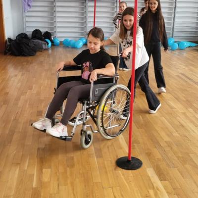 2283ceb2 D9af 49ee B9c8 E38a3fff7bf0