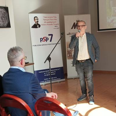 673825152 1559383269521178 7502293146412287198 N